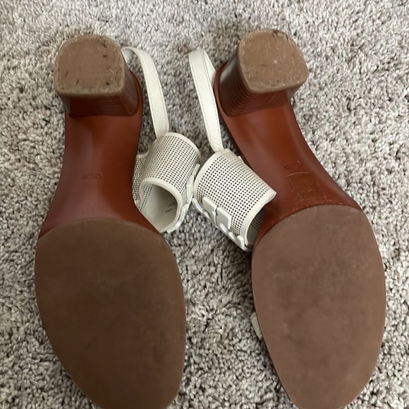 Tory Burch Lowell 2 Perforated Mesh Leather Heeled Sandals White Resort 9.5 - Picture 5 of 6